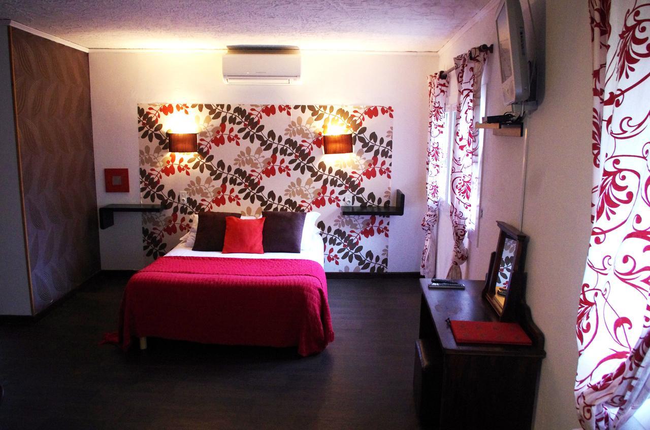Lou Cigaloun Hotel Saint-Antonin-du-Var Екстериор снимка