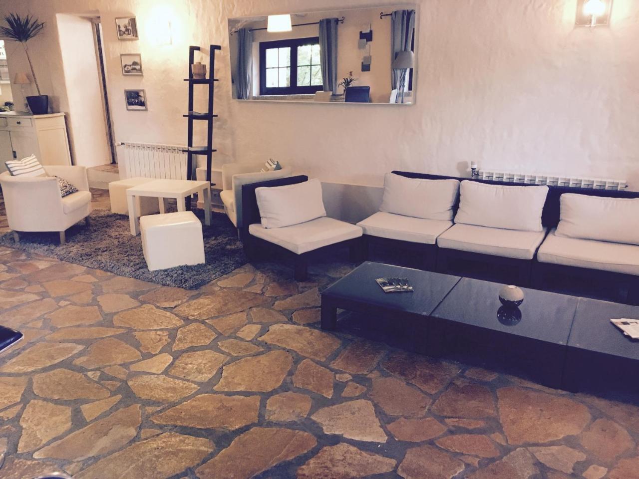 Lou Cigaloun Hotel Saint-Antonin-du-Var Екстериор снимка